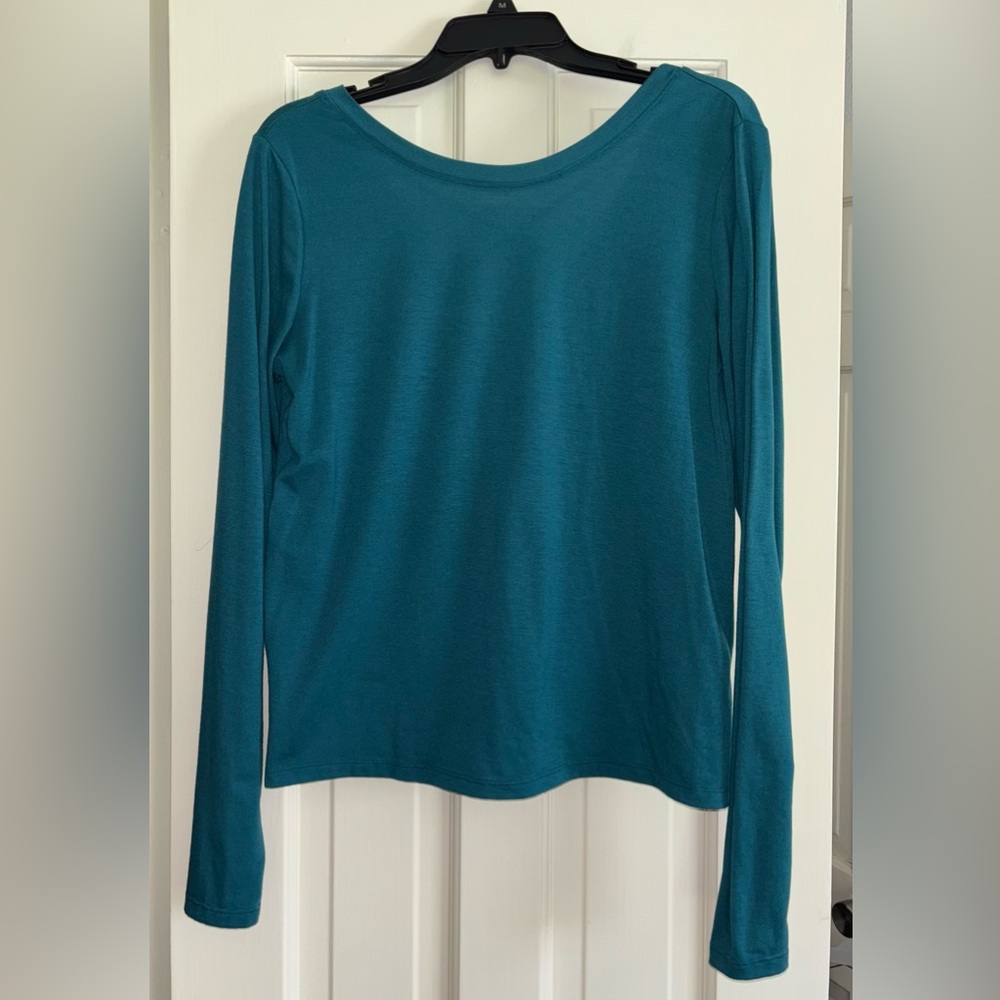 Tek Gear Teal Long-Sleeve Active Top | Open Cross-Back Wrap | Small